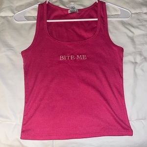 Rue 21 tank
